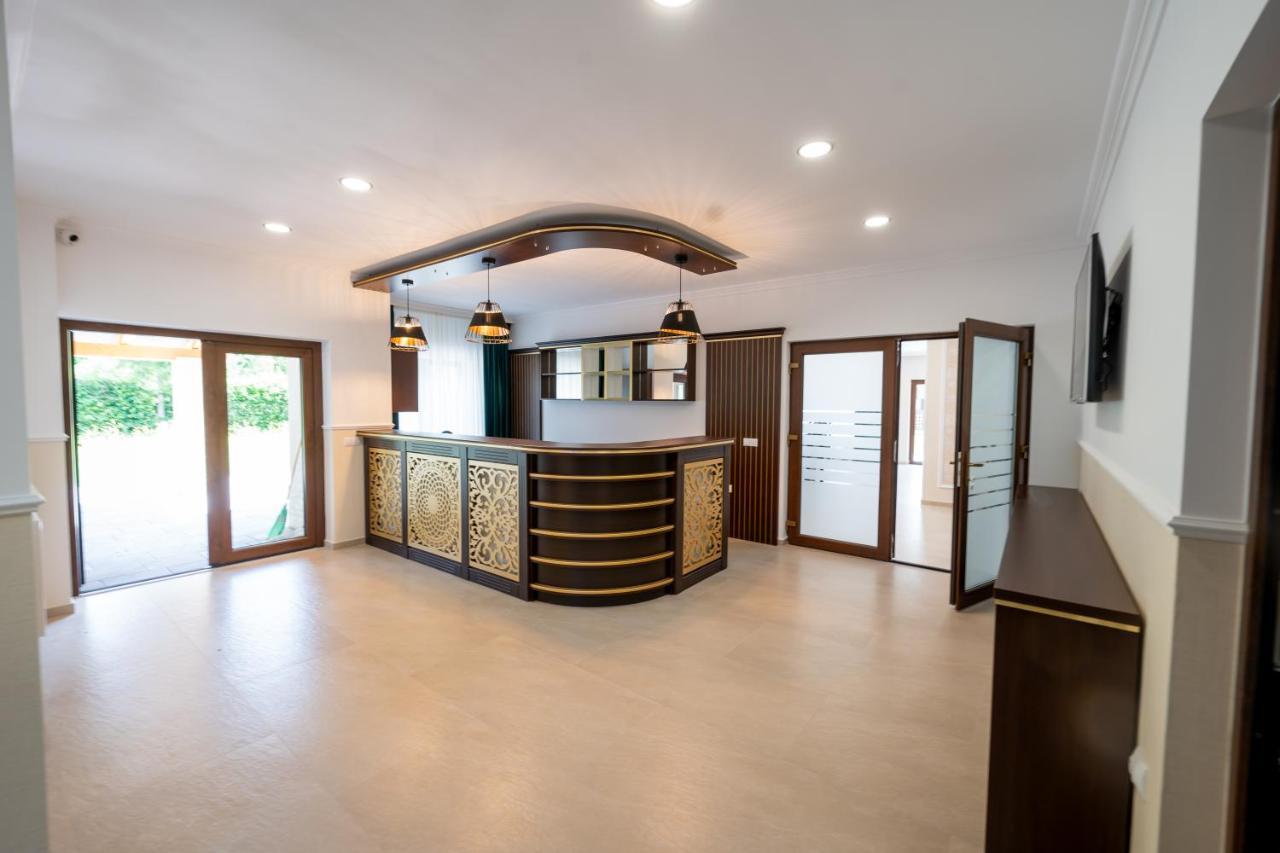 Evergreen Chalet 阿夫里格 外观 照片
