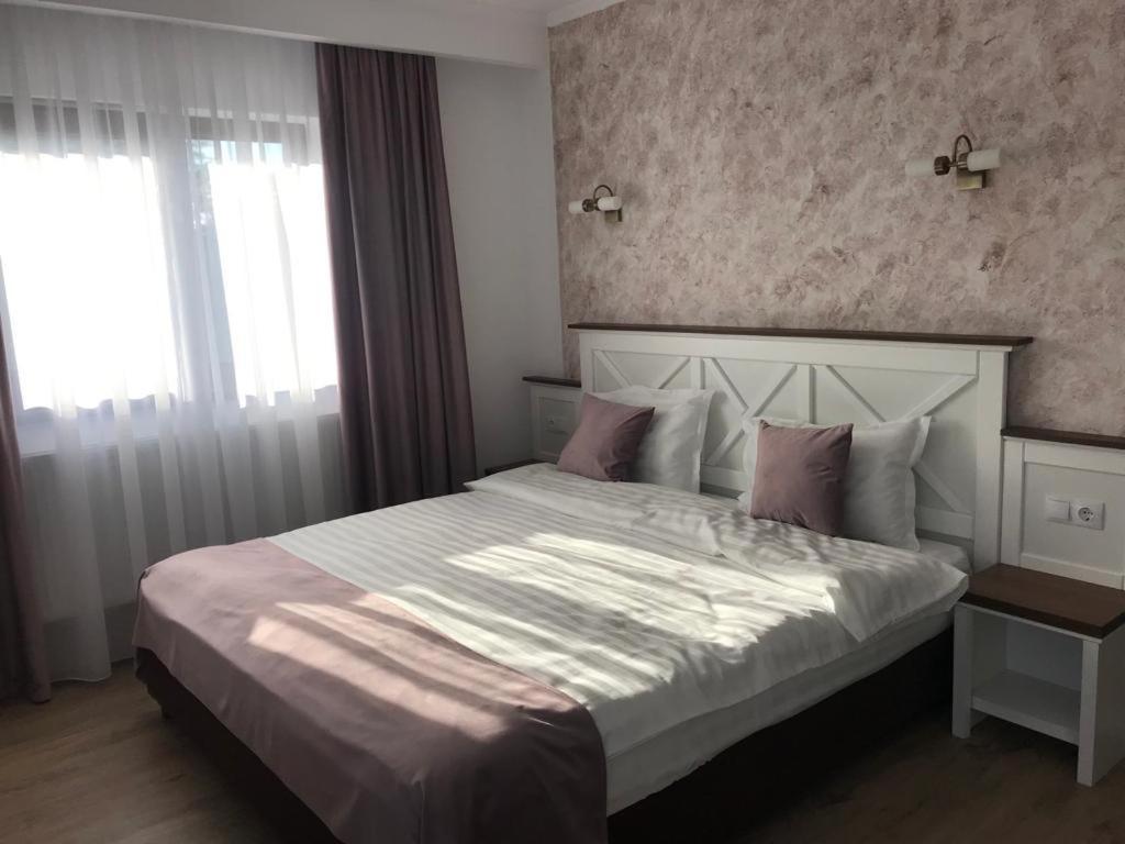 Evergreen Chalet 阿夫里格 外观 照片